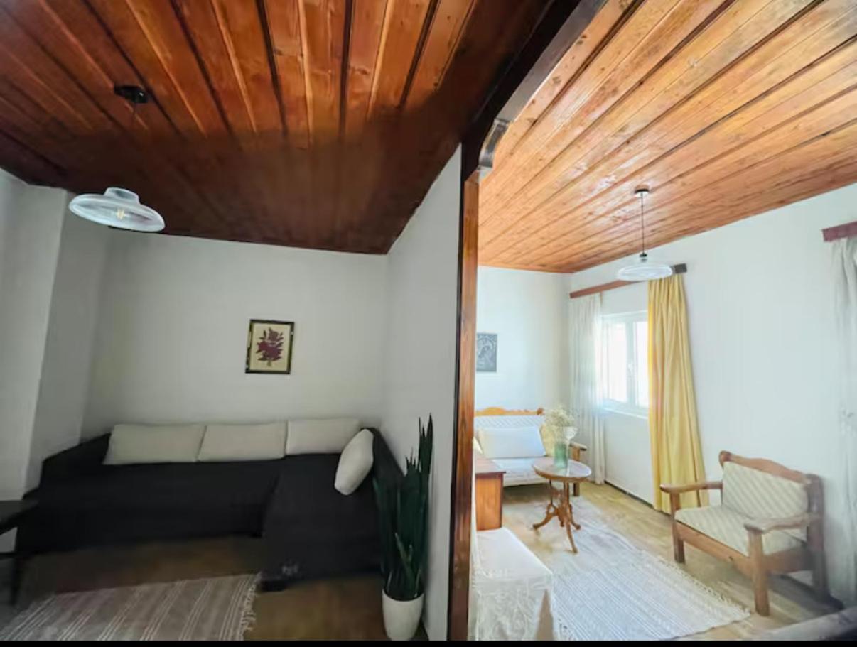 Casa Nostra, Stroggili Corfu Agios Ioannis Peristeron (Corfu)